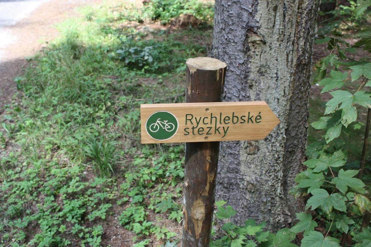 Chata Pod Rejvizem Jeseník Exteriör bild